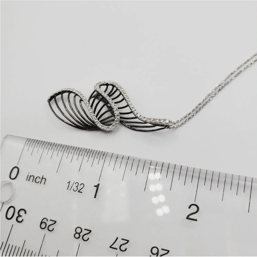 14k Solid White / Black Gold Genuine Round Diamond Swirl Pendant Necklace